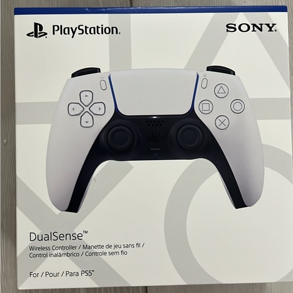 PlayStation DualSense Wireless Controller - PS5 - Picture 4 of 5